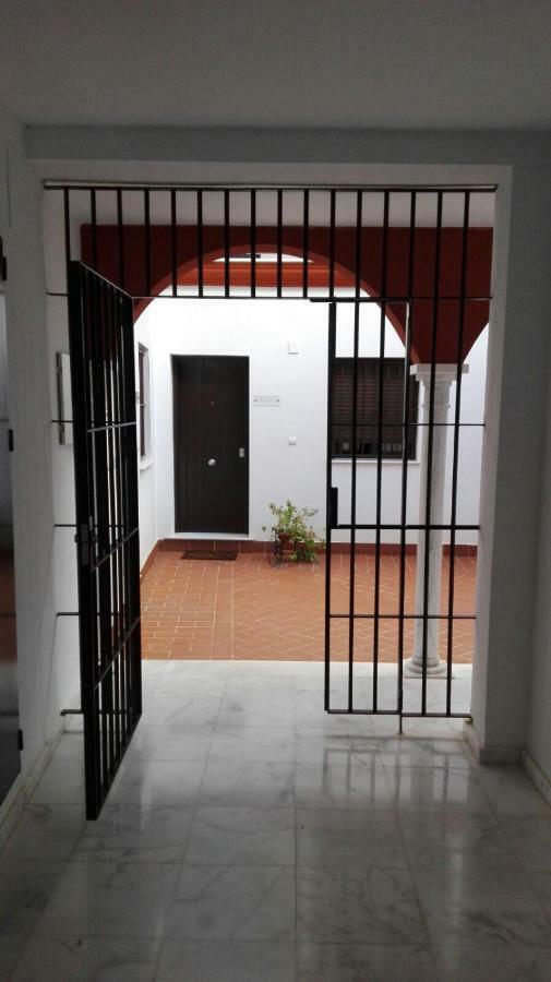 Apartamento Vacacional Carmona Apartment Ngoại thất bức ảnh